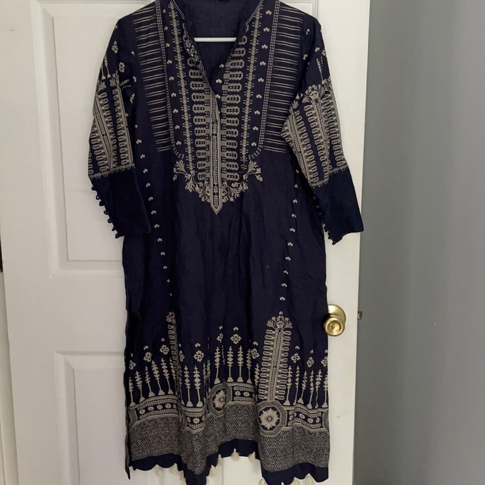 NWOT sapphire brand